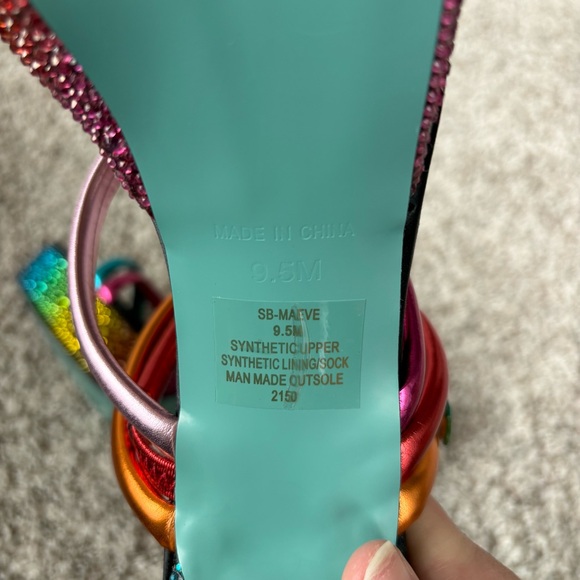 Betsey Johnson Women's Maeve Rainbow Platform Sandal Size 9.5 - Picture 9 of 10